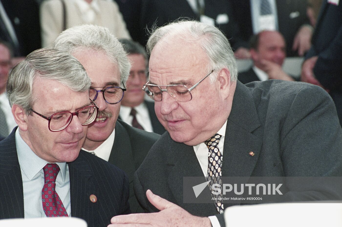 Helmut Kohl and John Major