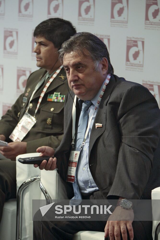 Semyon Bagdasarov and Carlos Medina