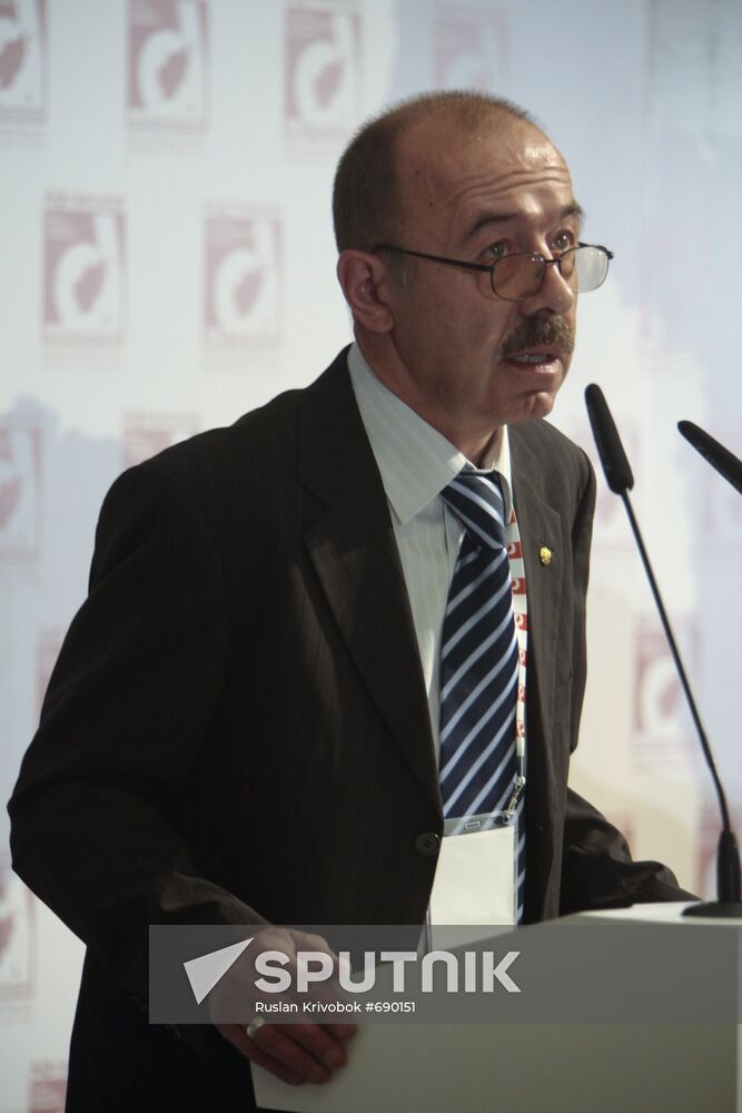 Alexander Knyazev