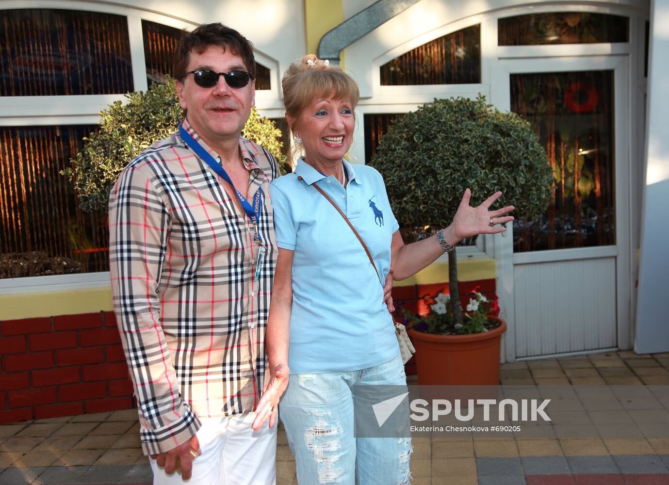 Sergey Makovetsky with wife Elena