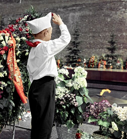 "At the Tomb of Unknown Soldier" series