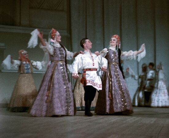 "Russian Dance"