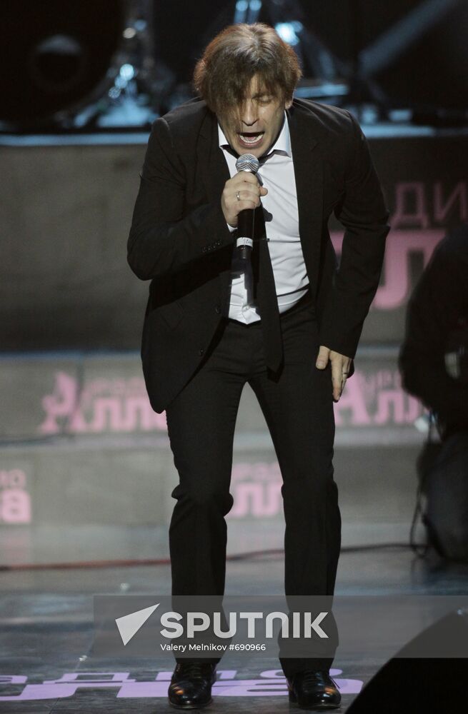 Bi-2 band frontman Lyova