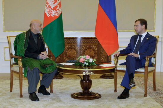 Medvedev-Karzai meeting