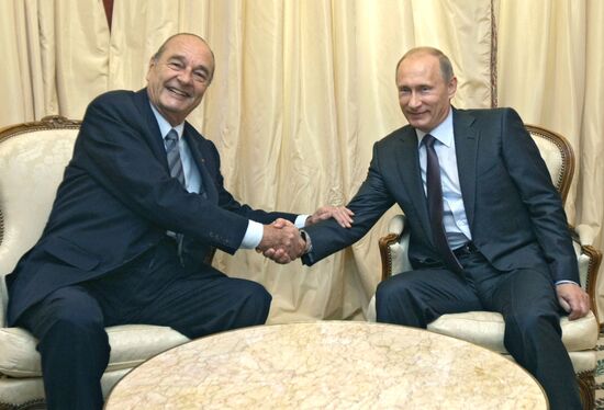 Vladimir Putin visits Paris. Day two