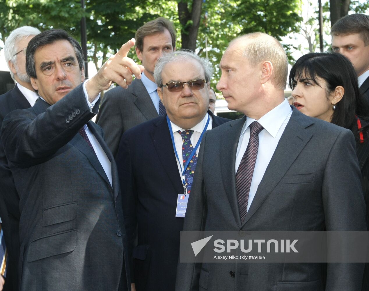 Vladimir Putin visits Paris. Day two