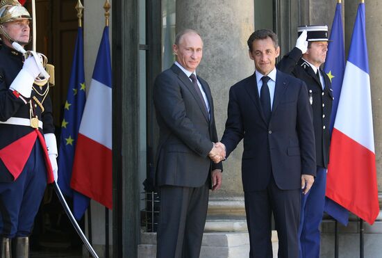 Vladimir Putin in Paris. Day Two