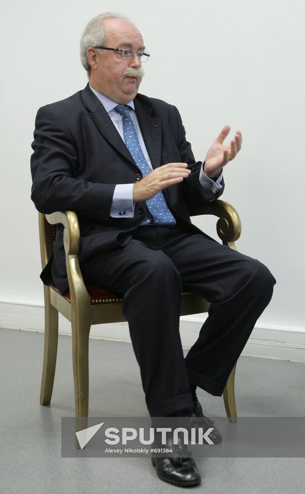 Vladimir Putin in Paris. Day Two