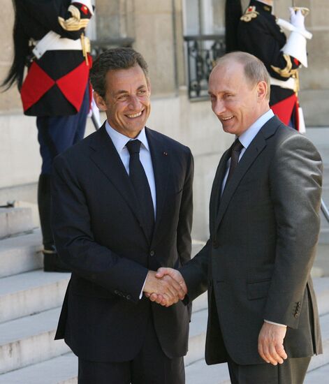 Vladimir Putin in Paris. Day Two