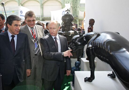 Vladimir Putin in Paris. Day Two