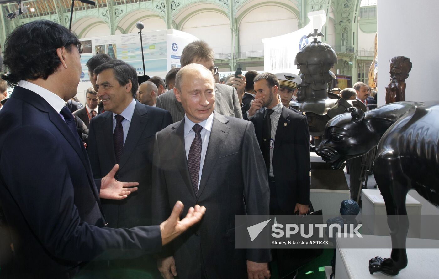 Vladimir Putin in Paris. Day Two