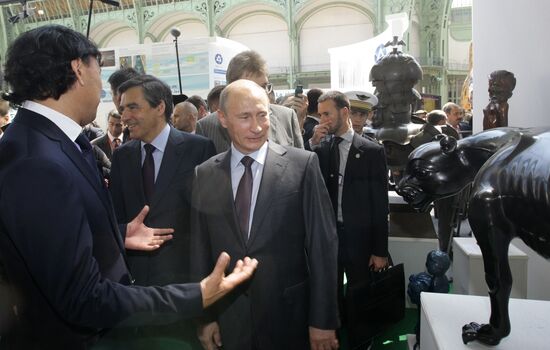 Vladimir Putin in Paris. Day Two