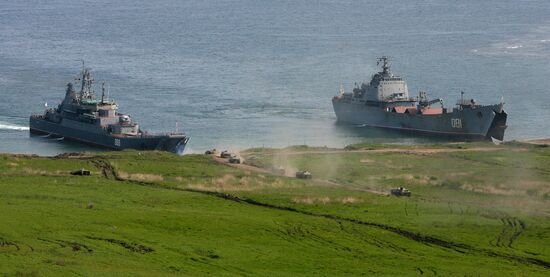 Second echelon landing.