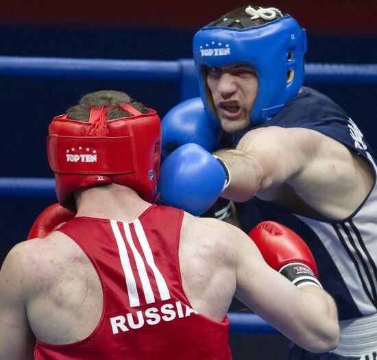 Yegor Mekhontsev, Tevel Pulev