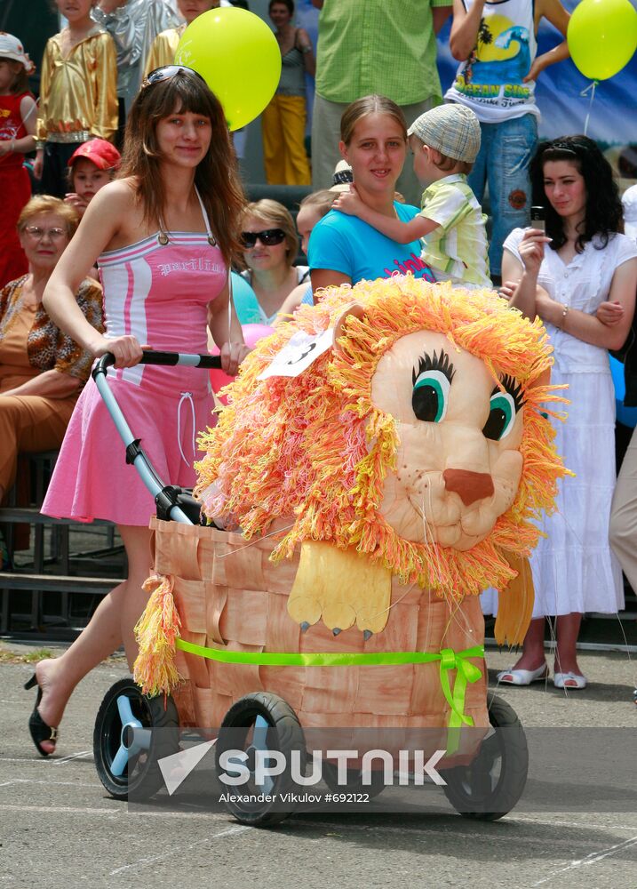Baby Carriage Parade staged in Stavropol