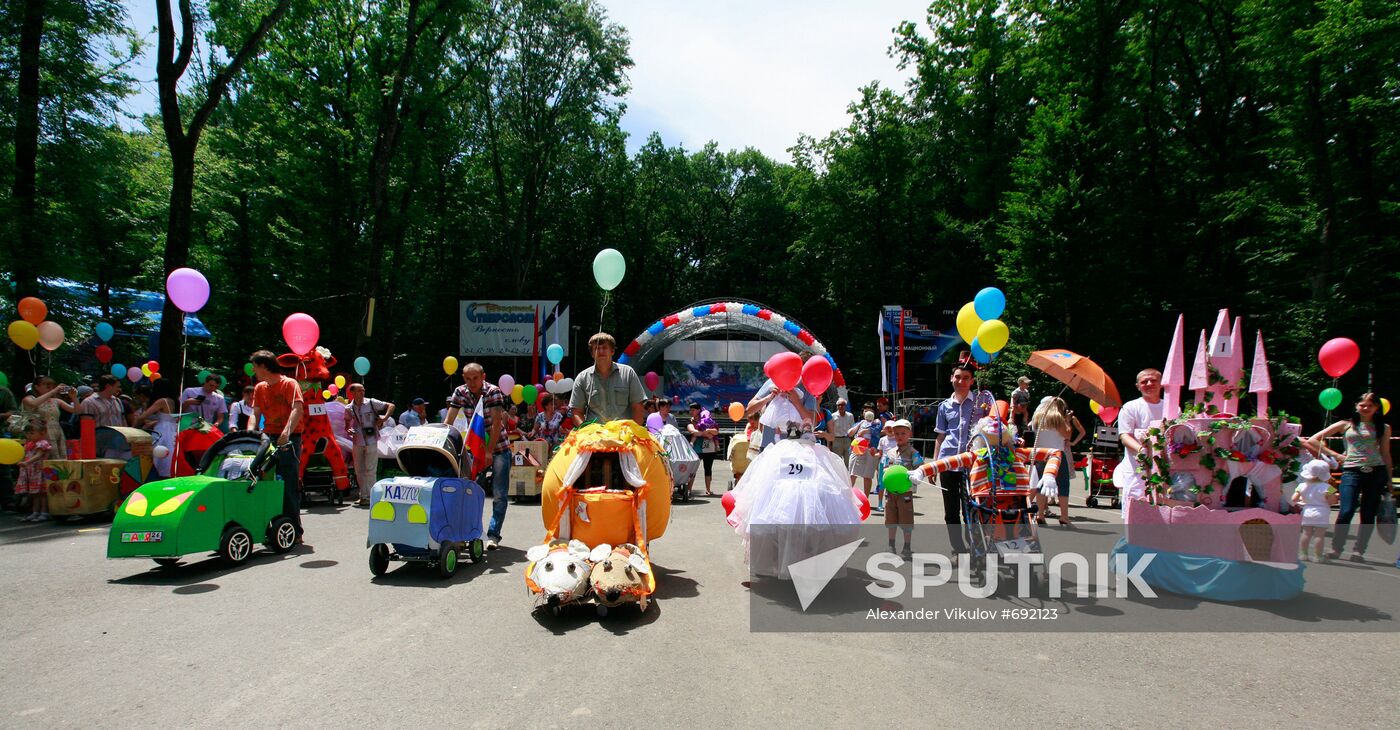 Baby Carriage Parade staged in Stavropol