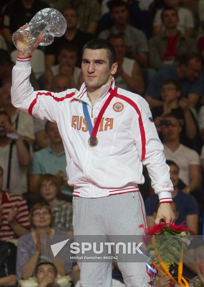 Artur Beterbiev