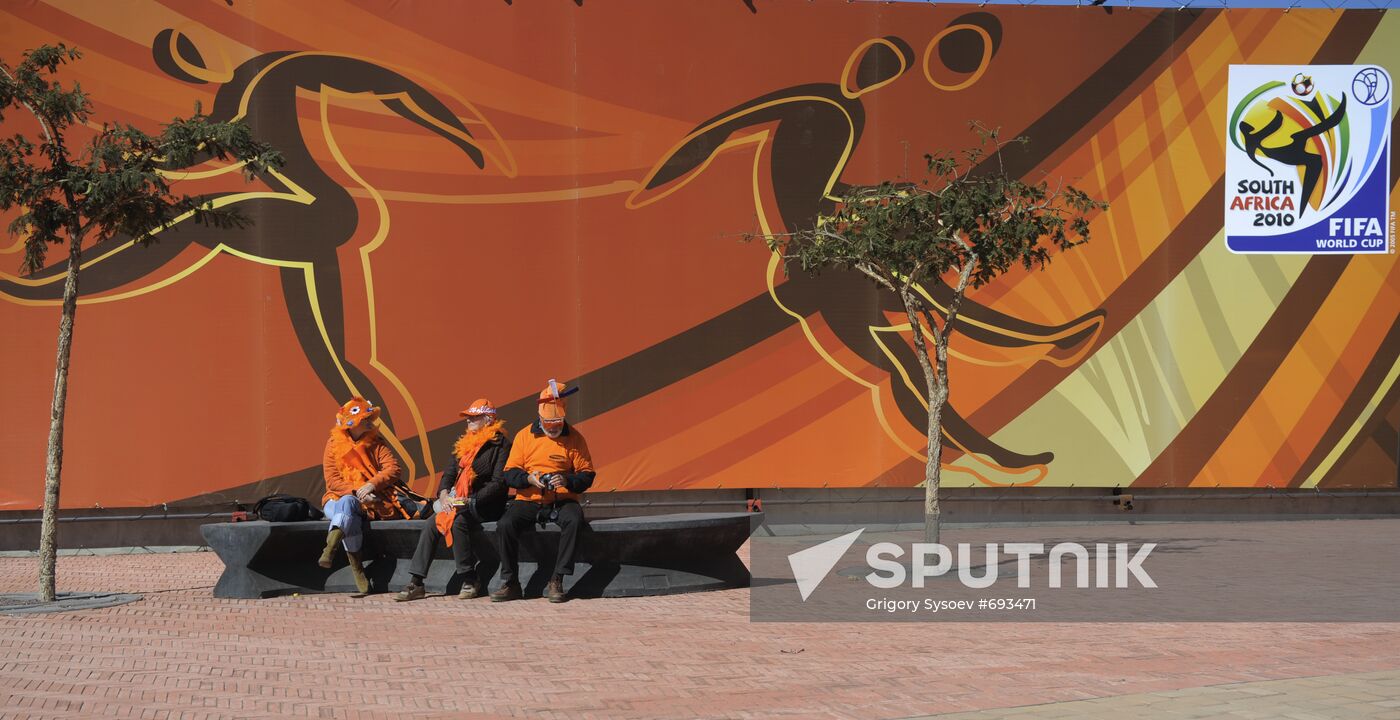 2010 FIFA World Cup. Netherlands vs. Denmark