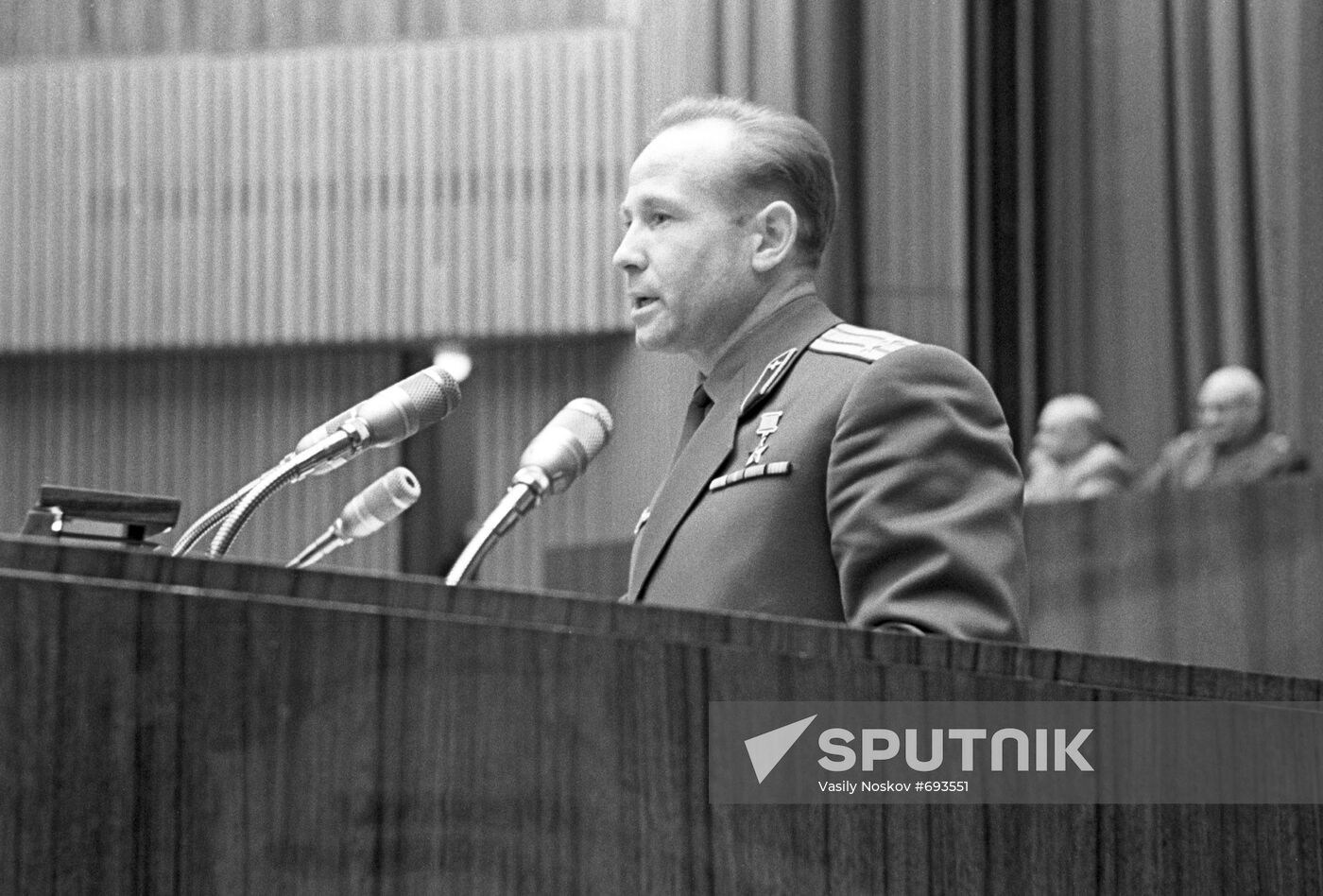 Pilot-cosmonaut, Hero of the Soviet Union Alexei Leonov