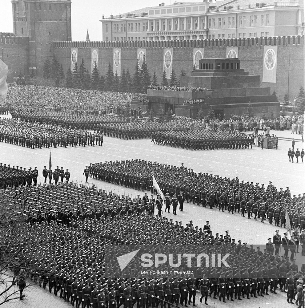 Parade marking 20th anniversary of Victory, Red Square