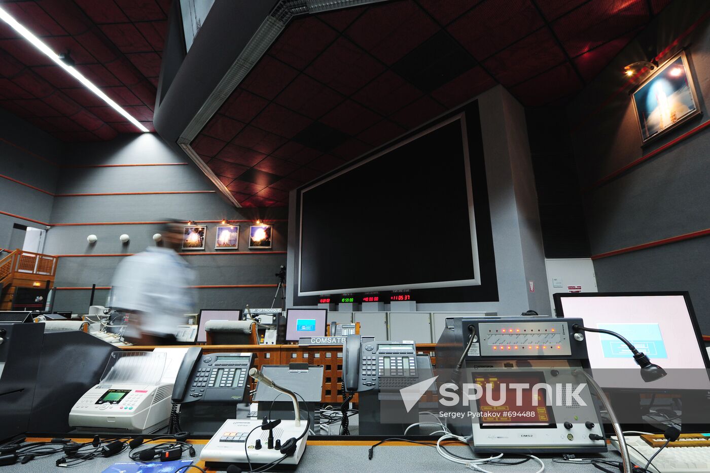 Operating position at Jupiter tracking headquarter
