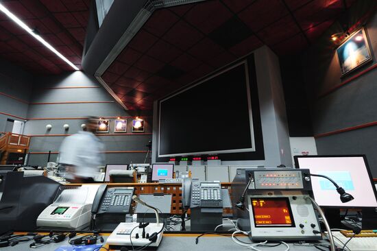 Operating position at Jupiter tracking headquarter
