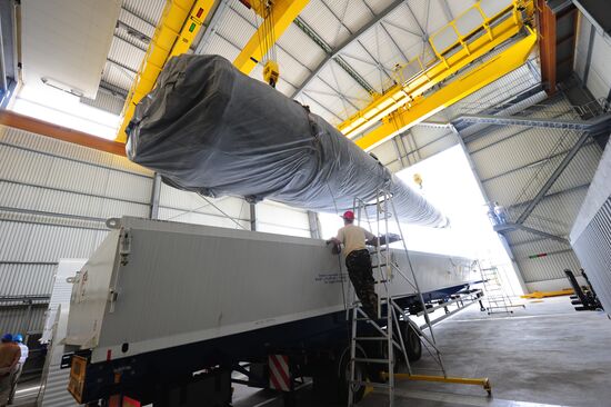 Space missile assembled at Soyuz integration and launch facility