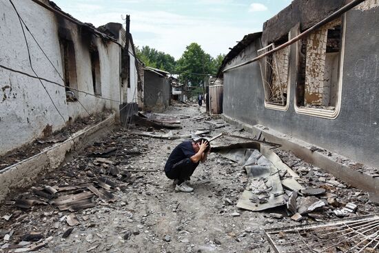 Kyrgyz village of Kyr-Aryk devastated by ethnic clashes
