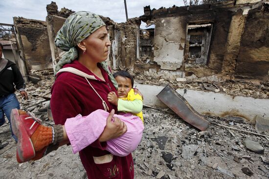 Kyrgyz village of Kyr-Aryk devastated by ethnic clashes