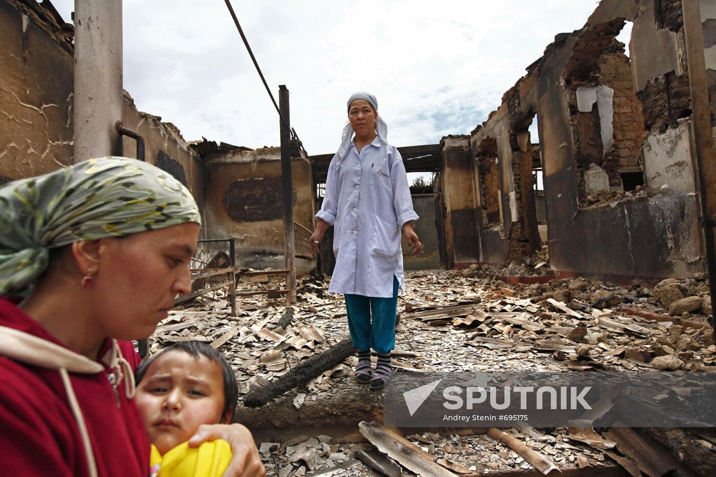 Kyrgyz village of Kyr-Aryk devastated by ethnic clashes