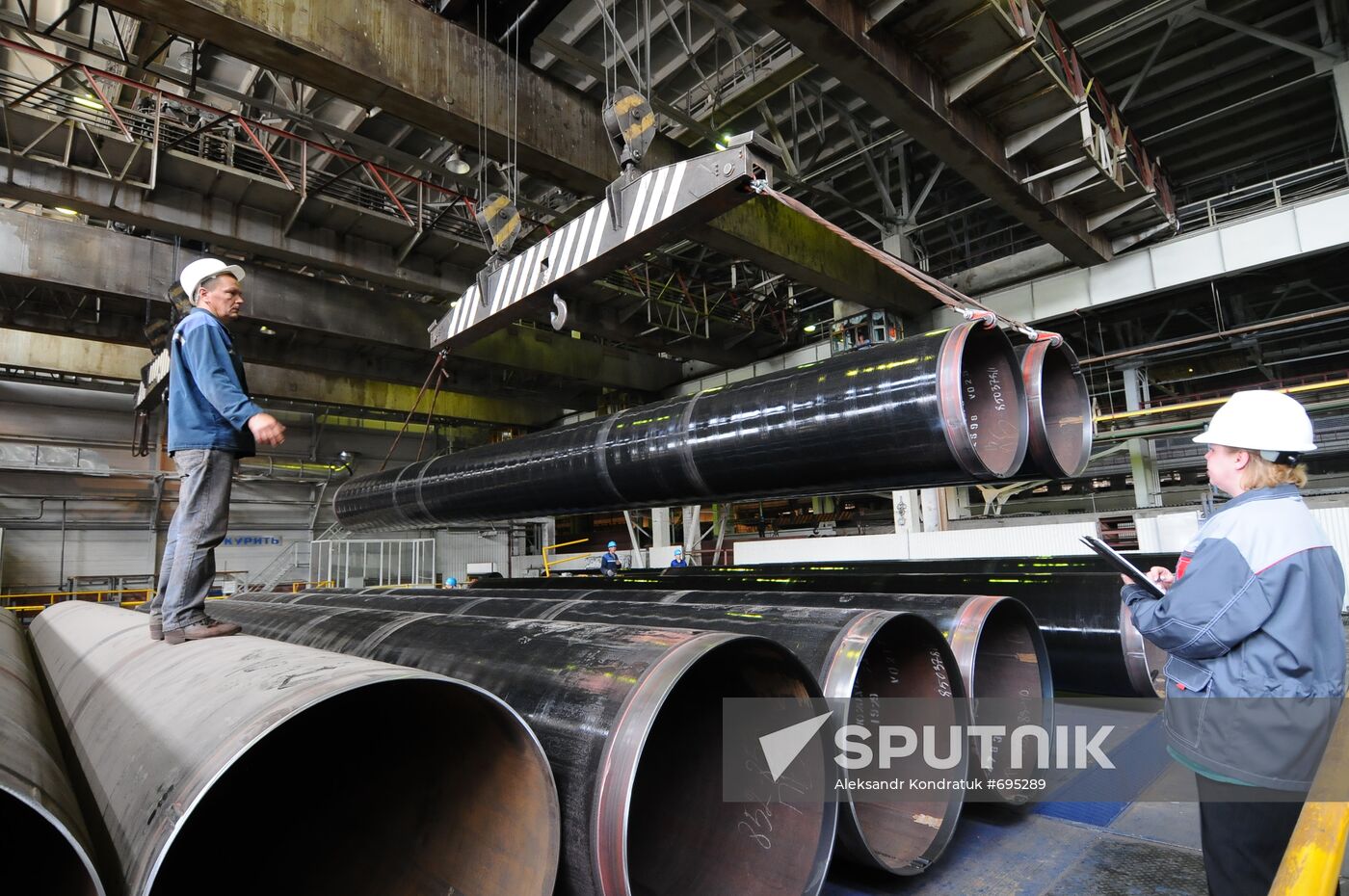 Finished goods shipment division, Chelyabinsk Tube Rolling Plant