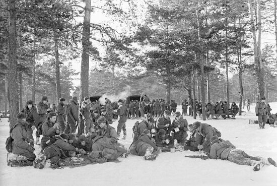 Soviet airborne soldiers.