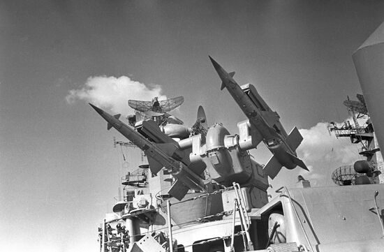 Shipborne artillery.