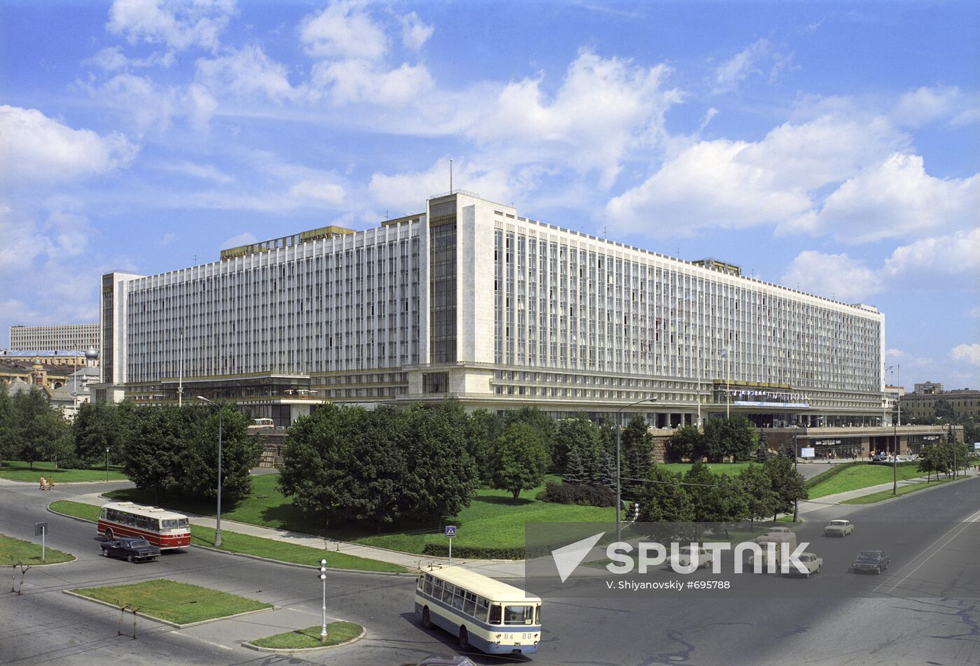Rossiya Hotel