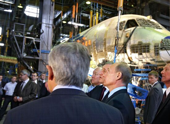 Prime Minister Vladimir Putin visits TsAGi in Zhukovsky