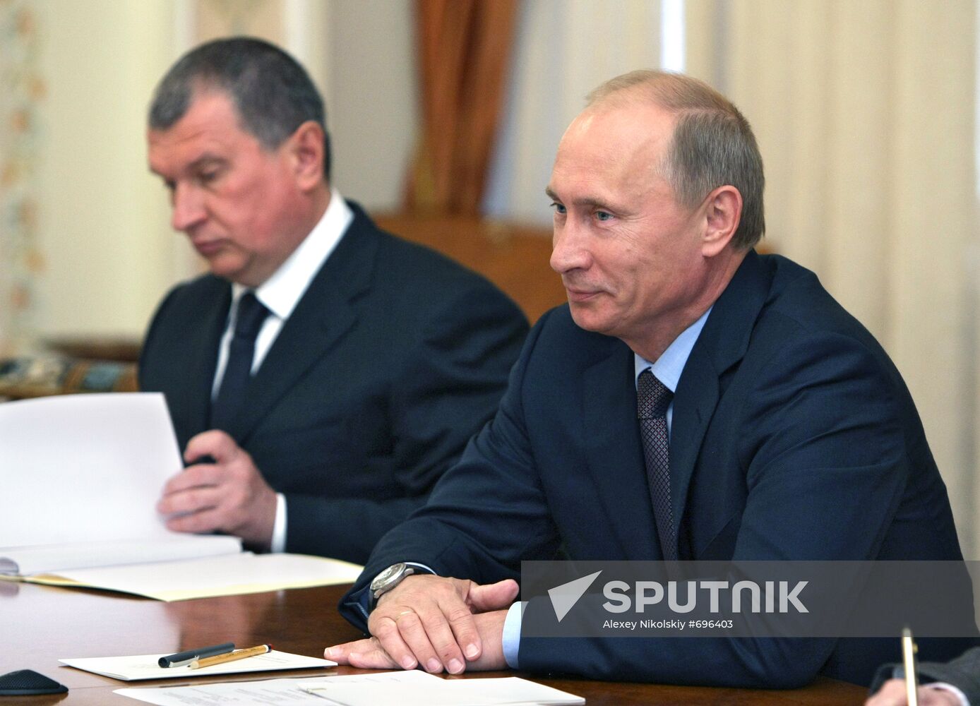 Vladimir Putin meets with Chevron management