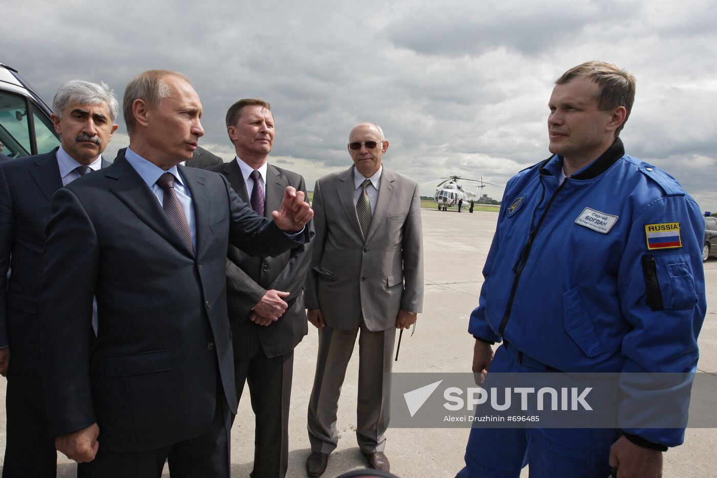 Prime Minister Vladimir Putin visits TsAGi in Zhukovsky