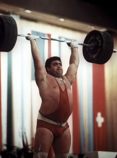 Soviet athlete Vasily Alekseev