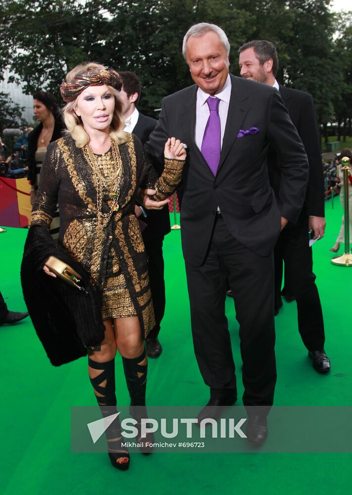 Vitaly Ignatenko with wife Svetlana