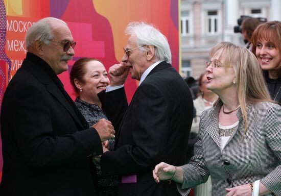 Nikita Mikhalkov, Vladimir Naumov and Natalya Belokhvostikova