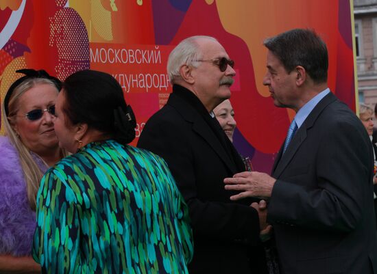 Alexander Avdeyev, Nikita Mikhalkov and Tatyana Mikhalkova