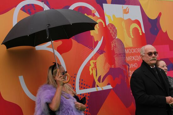 Nikita Mikhalkov, Tatyana Mikhalkova