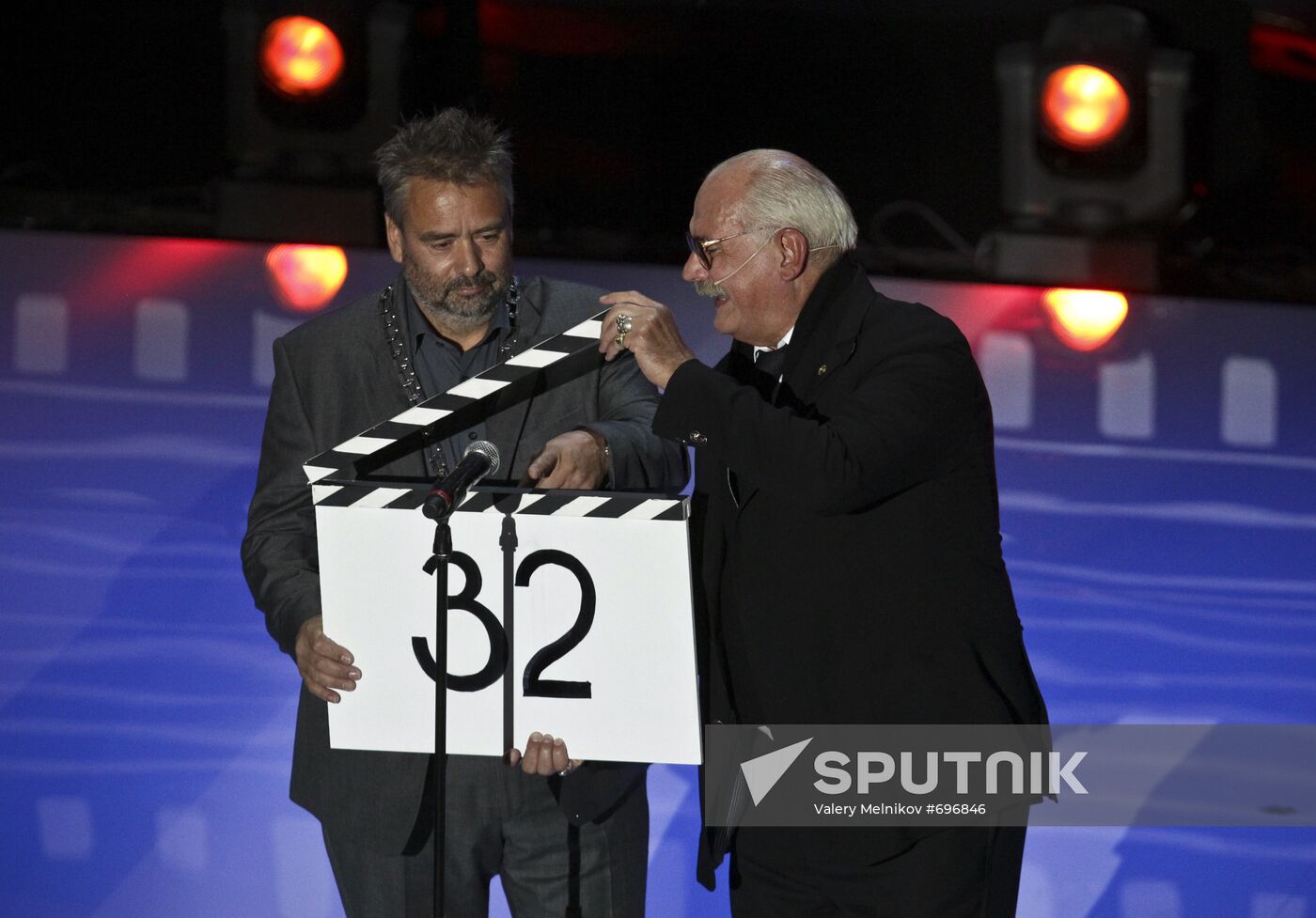 Luc Besson, Nikita Mikhalkov