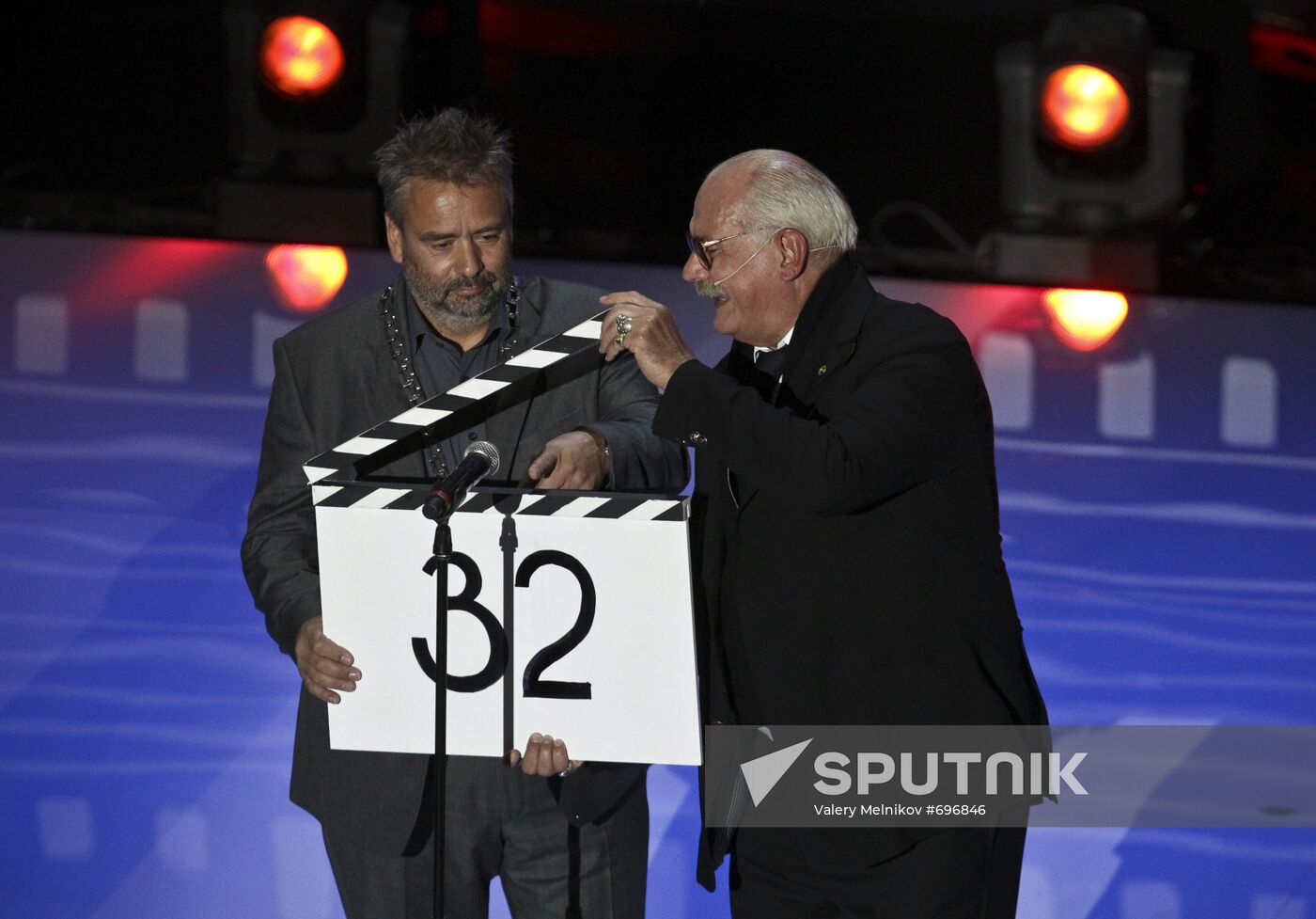 Luc Besson, Nikita Mikhalkov