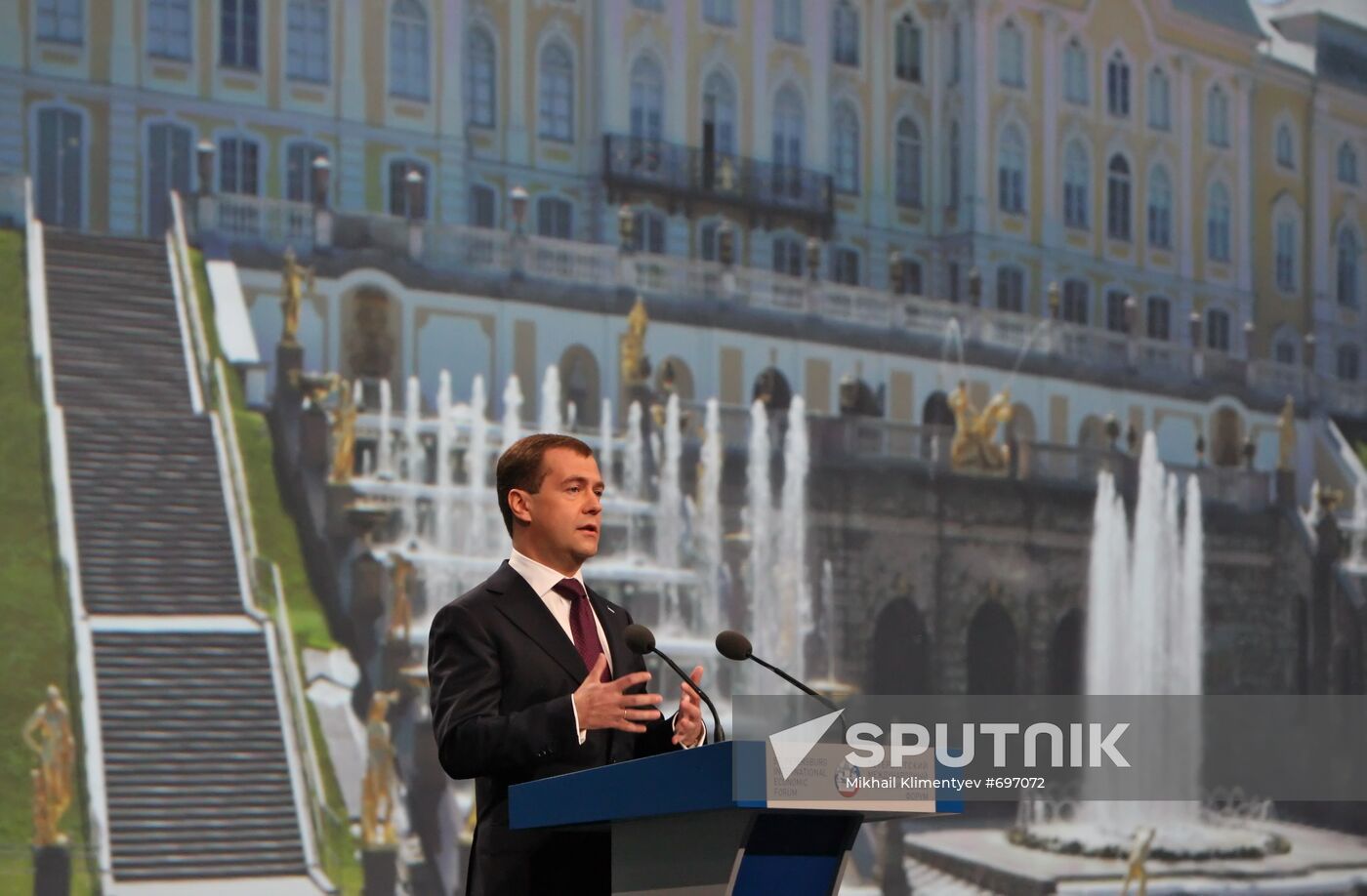 Dmitry Medvedev takes part in PIEF