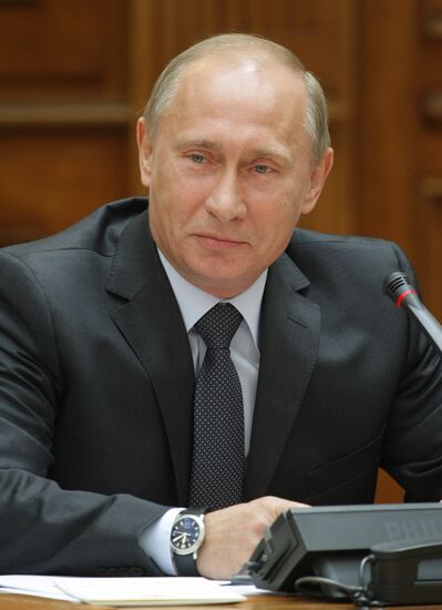 Putin takes part in international conference in Bank of Russia