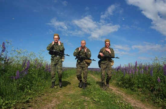 Military exercise near Pskov