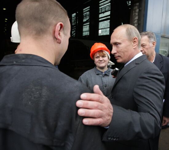 Vladimir Putin on working visit to Yaroslavl region