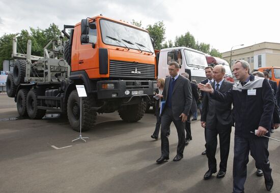 Vladimir Putin on working visit to Yaroslavl region