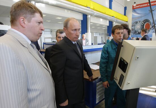 Vladimir Putin on working visit to Yaroslavl region